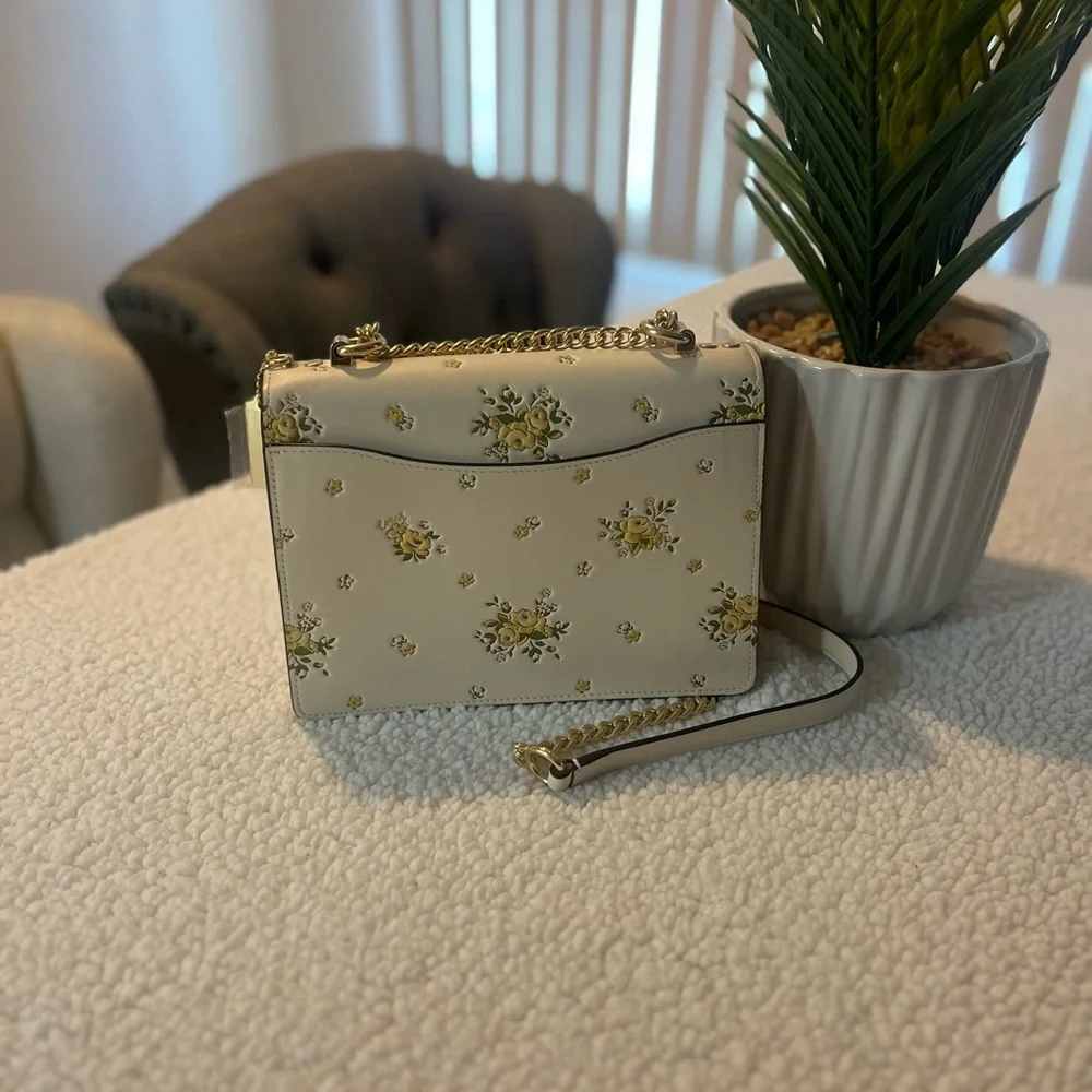 Authentic Coach Cream Floral Crossbody Bag with Gold Chain - Picture 2 of 12